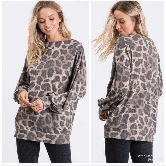 ❤️NEW! Animal Print Wide Neck Bishop Sleeve Top! - Picture 4 of 6